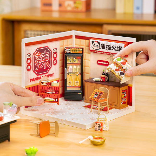Panda Hot Pot Miniaturhaus mit gedecktem Hotpot-Tisch und Dipstation