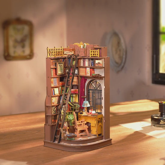 Rolife Book Nook Bausatz Silent Corner Study TGE02 – Video 1