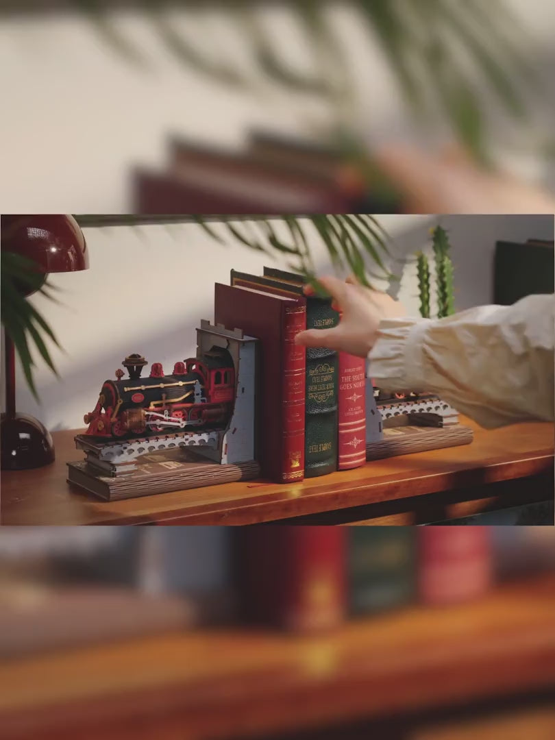 Rolife Zug Buchstützen Bausatz Century Train Book Nook TGE01 – Video 1