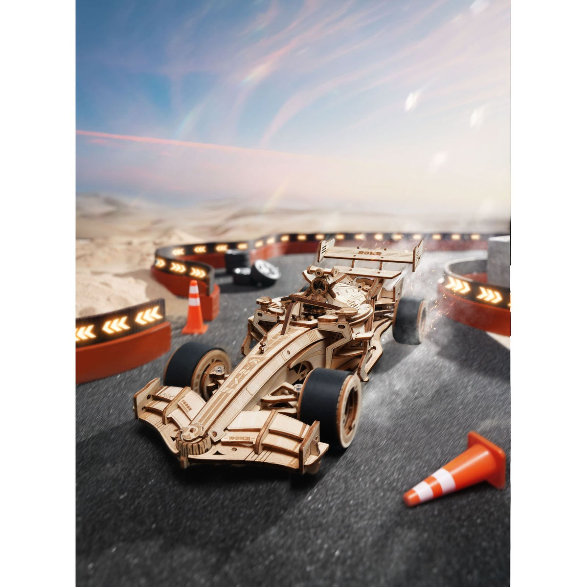 ROKR F1 Racing Cars LK505 Rennwagen-Bausatz aus Holz von vorn mit Frontflügel