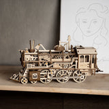 ROKR Lokomotive LK701 Dampflok Bausatz in der Seitenansicht
