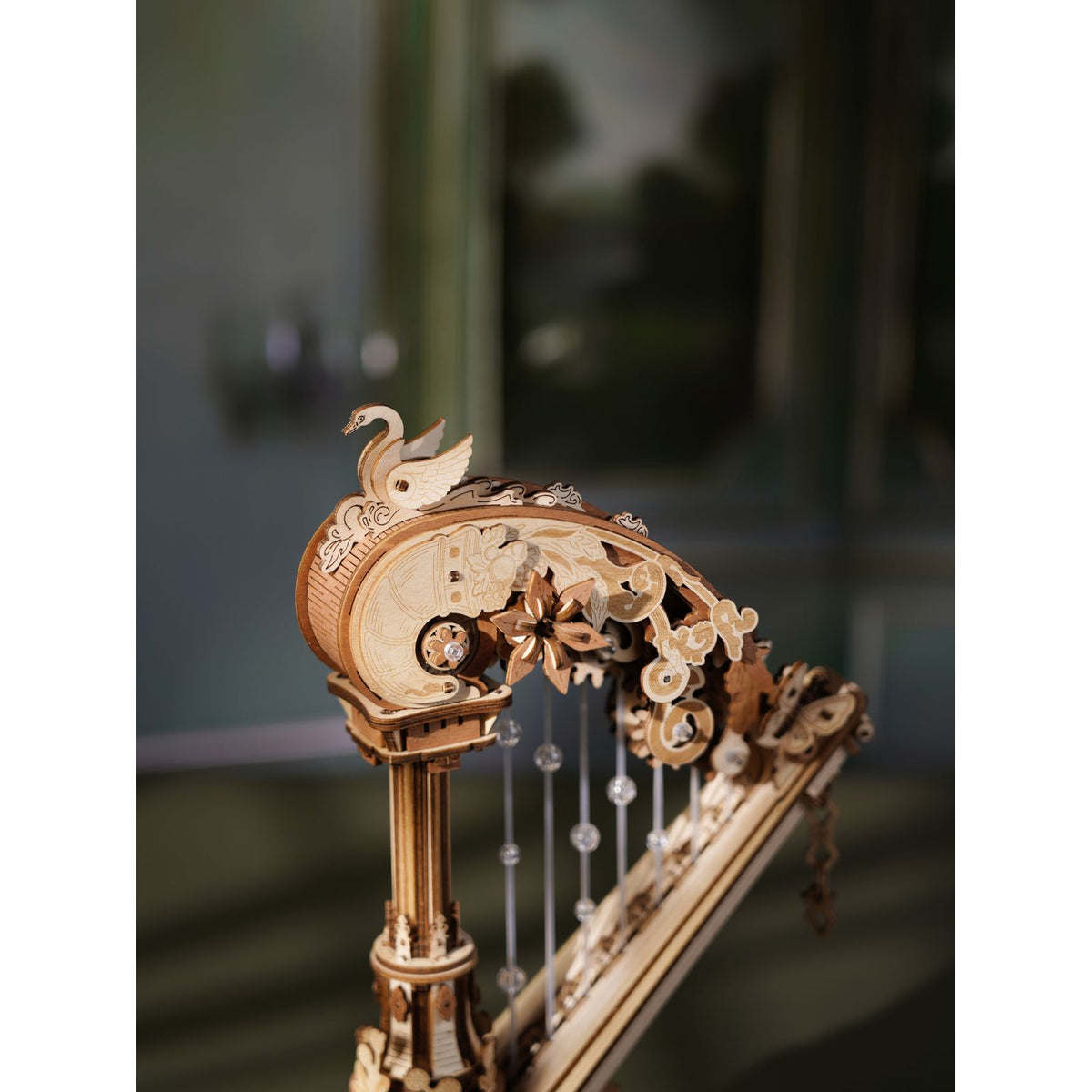 ROKR Magic Harp Detailaufnahme der lasergeschnittenen Sperrholzteile