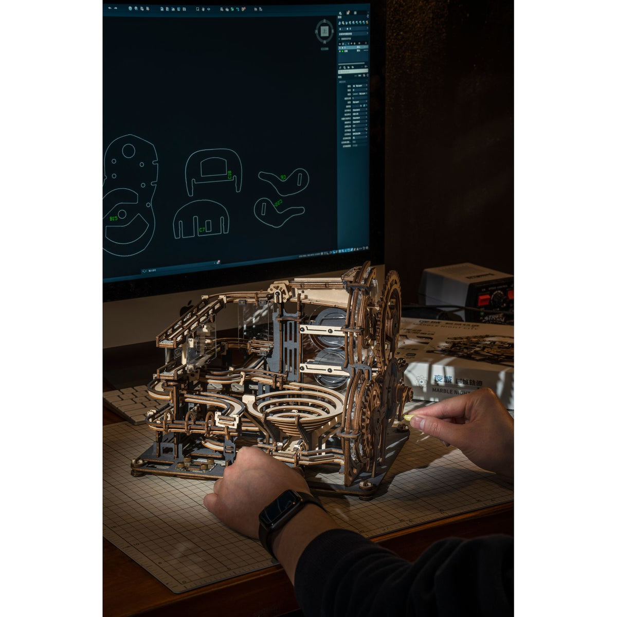 3D Holzpuzzle Murmelbahn ROKR, lasergeschnittene Sperrholzteile