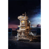 Lasergeschnittene Holzteile des ROKR Space Shuttle Bausatzes