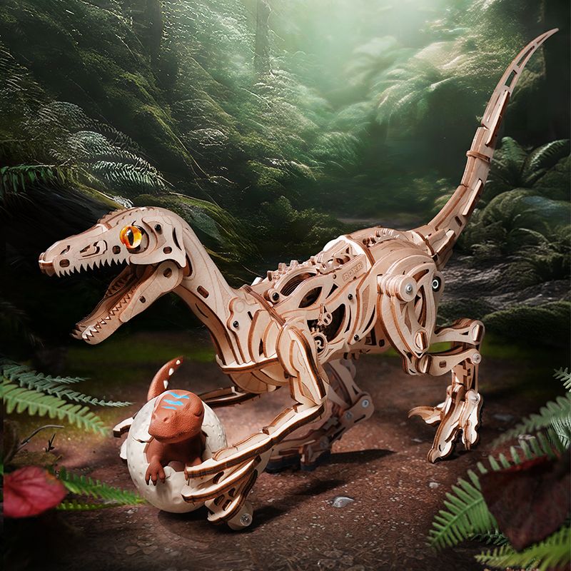 Velociraptor mit gestohlenem Ei und schlüpfendem Dino-Baby, ROKR Holzmodell