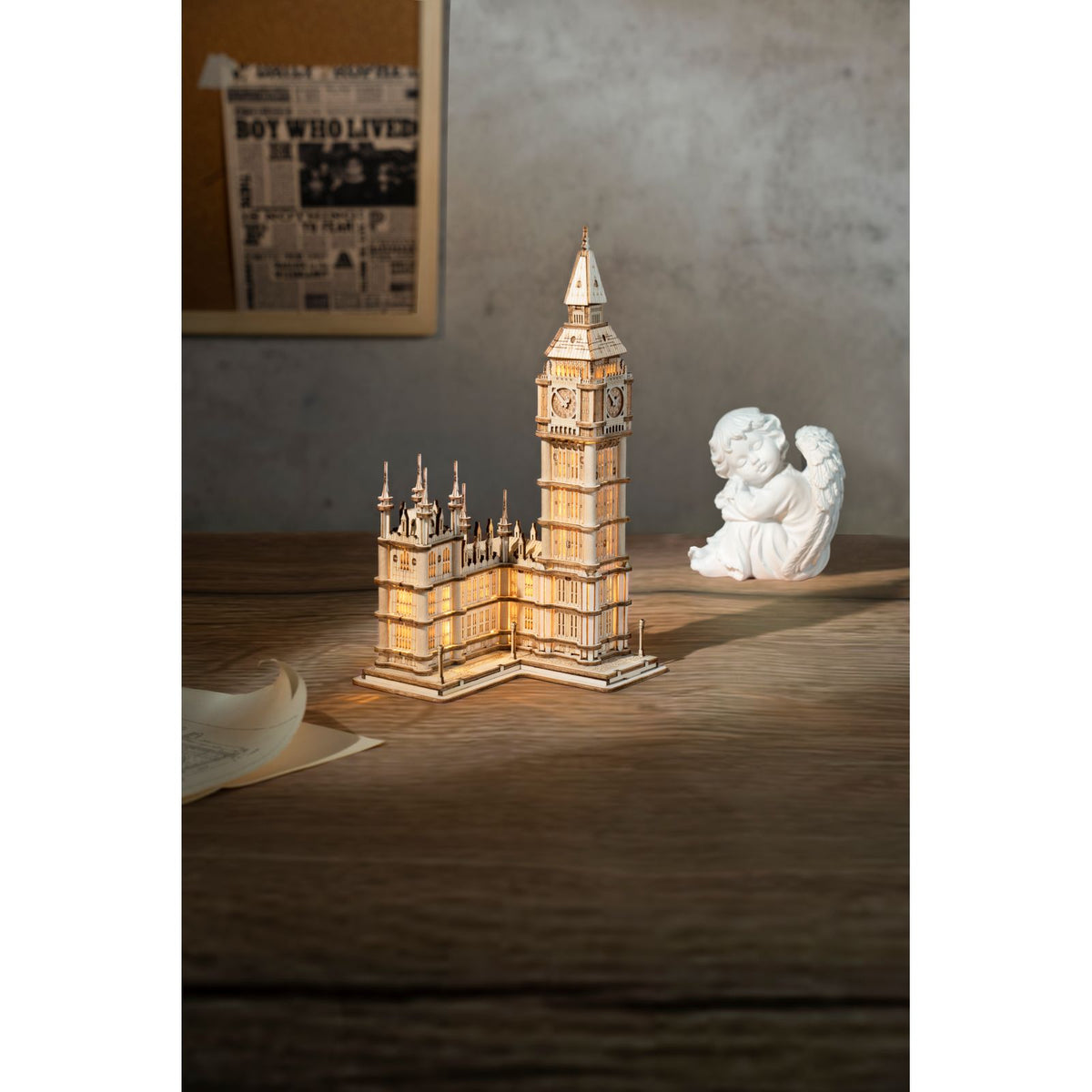 Rolife Big Ben Bausatz mit LED-Beleuchtung als leuchtendes Stimmungslicht