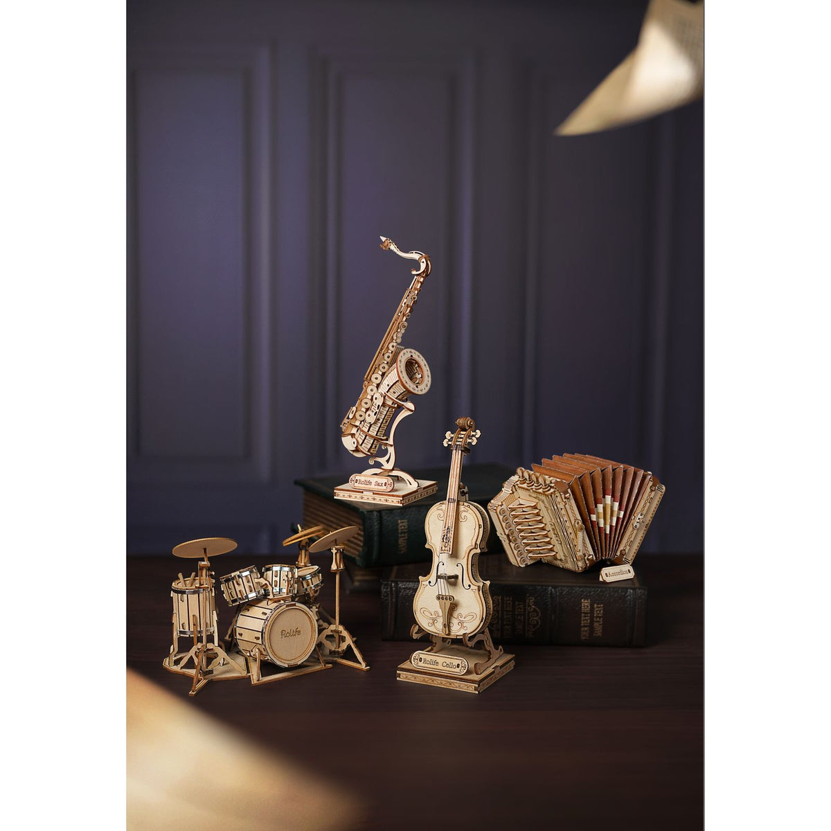 Holzpuzzle Cello mit Schnecke, Wirbeln und G-Schlüssel am Hals