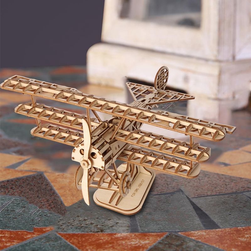 Beweglicher Propeller am Rolife 3D Holzpuzzle Flugzeug