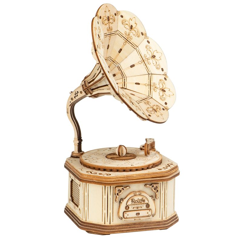 Grammophon Modellbausatz Rolife mit Verzierungen und Locken im Detail