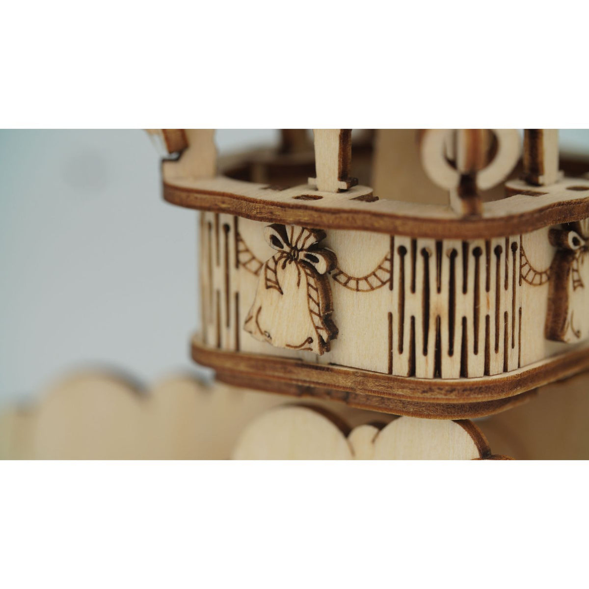 Rolife Bastelset Erwachsene: Grammophon aus Holz Seitenansicht
