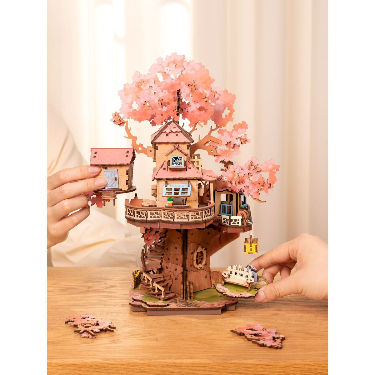 Sakura Baumhaus TGS04 als Geschenkidee zu Weihnachten oder Geburtstag