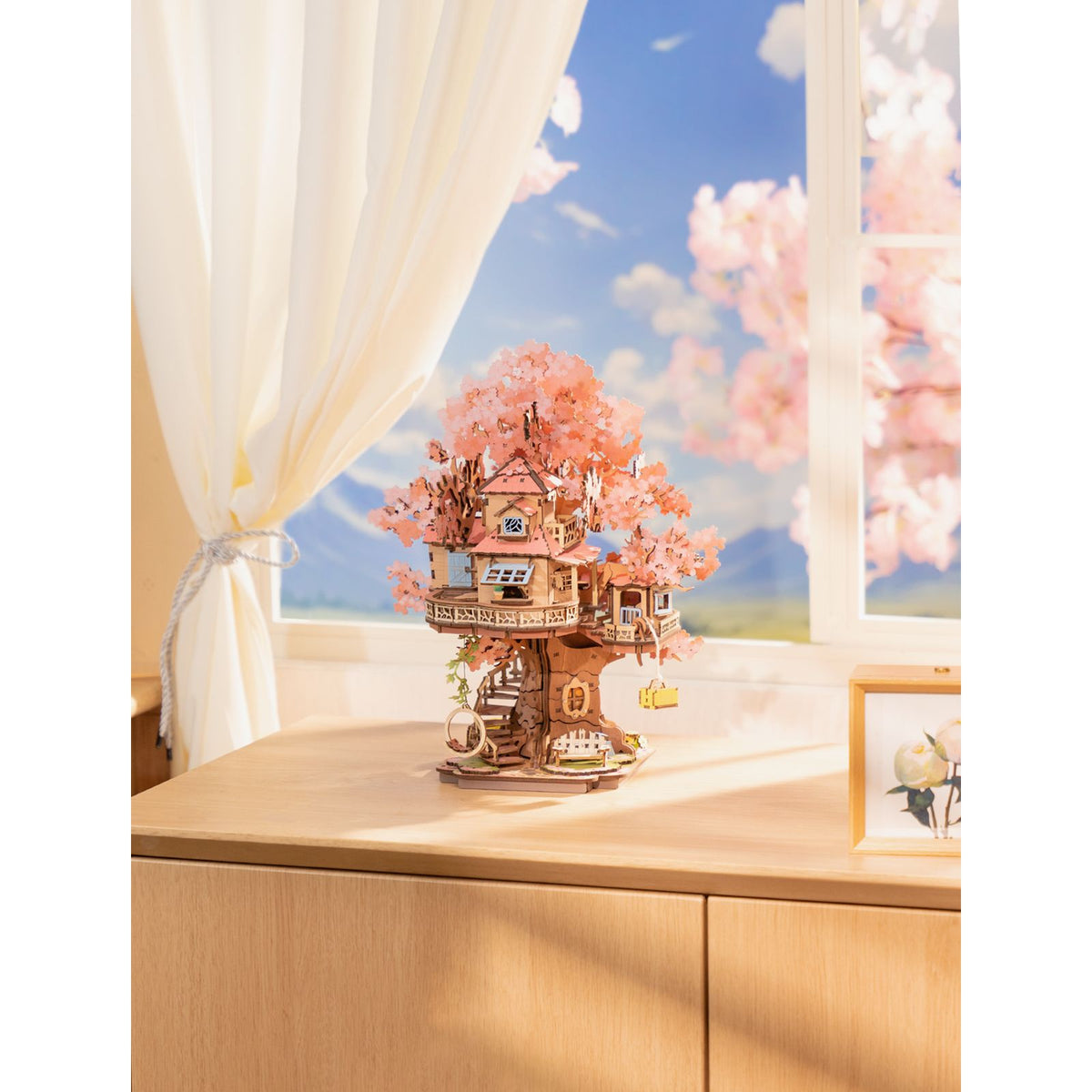 Verpackung des Rolife 3D Holzpuzzles Sakura Baumhaus TGS04
