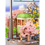 Rolife Straßenbahn Modell aus Holz, Rückseite des Sakura Journey