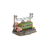 Rolife Sakura Journey 3D Holzpuzzle mit blühendem Kirschbaum, Seitenansicht