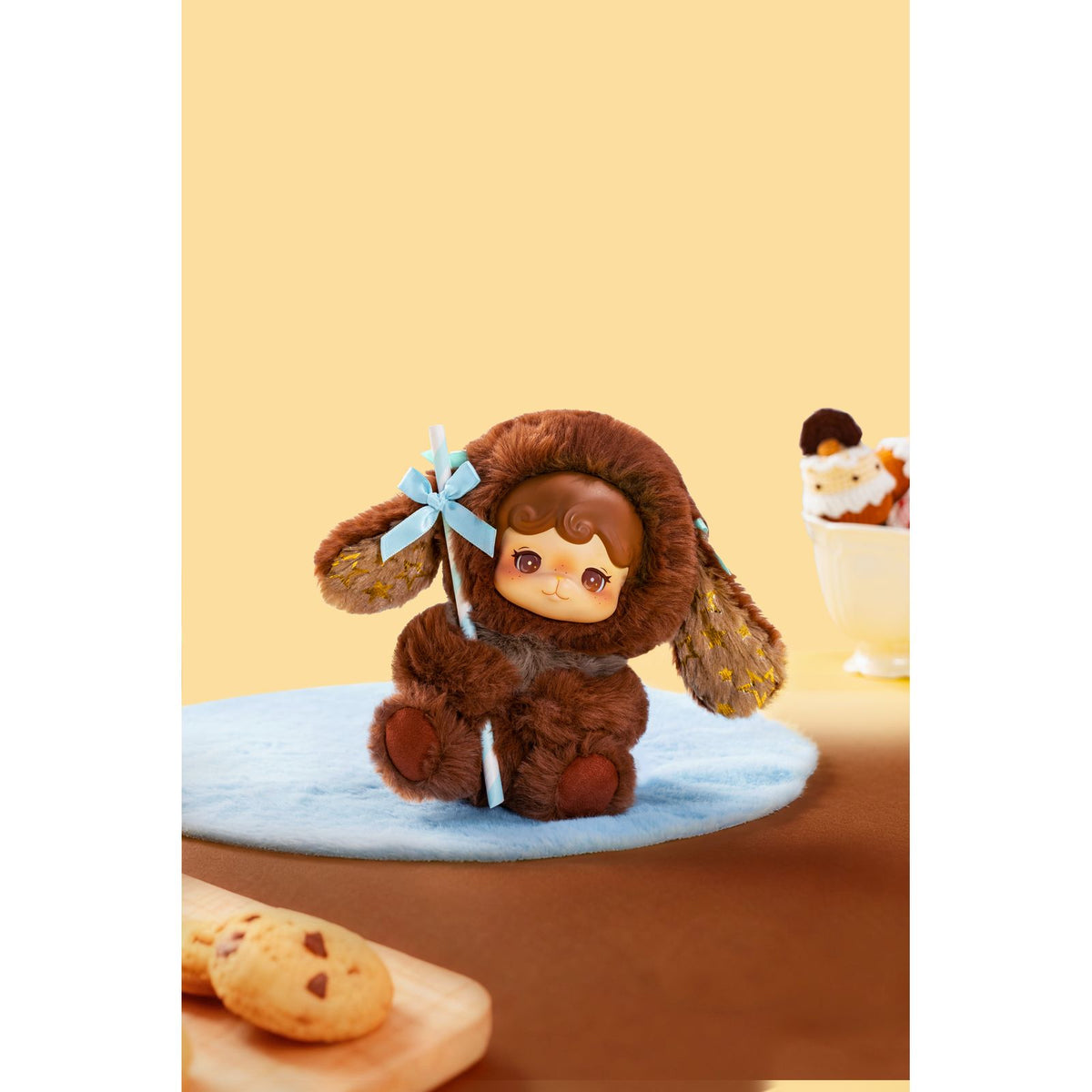 Blind Box Schlüsselanhänger Cookii Bunny am Rucksack