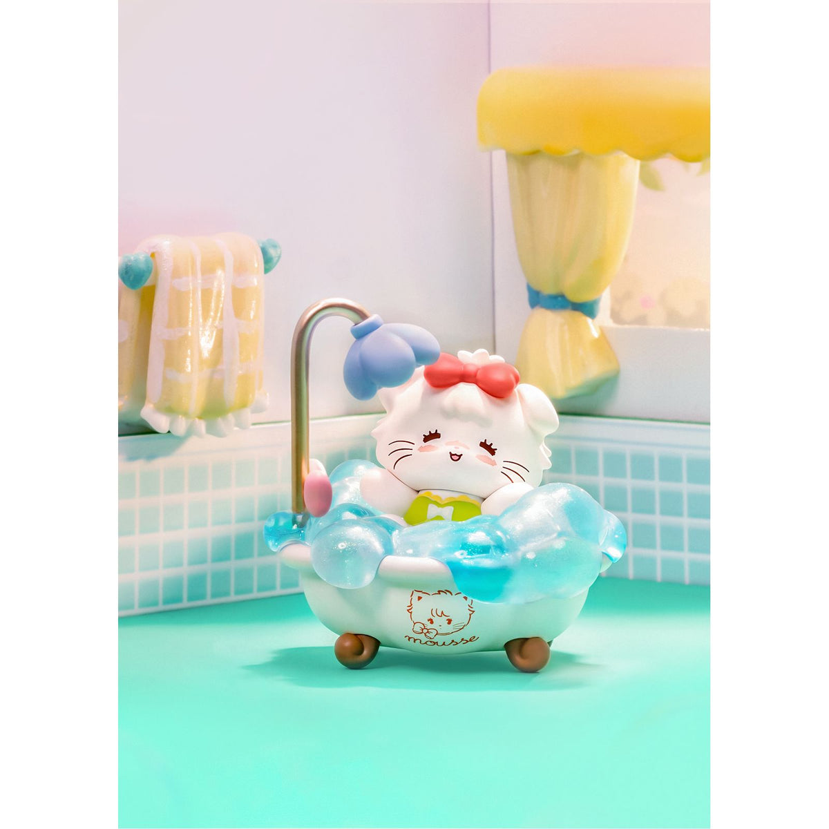 Blind Box Figur Mikko von Rolife auf dem Schreibtisch als niedliche Deko