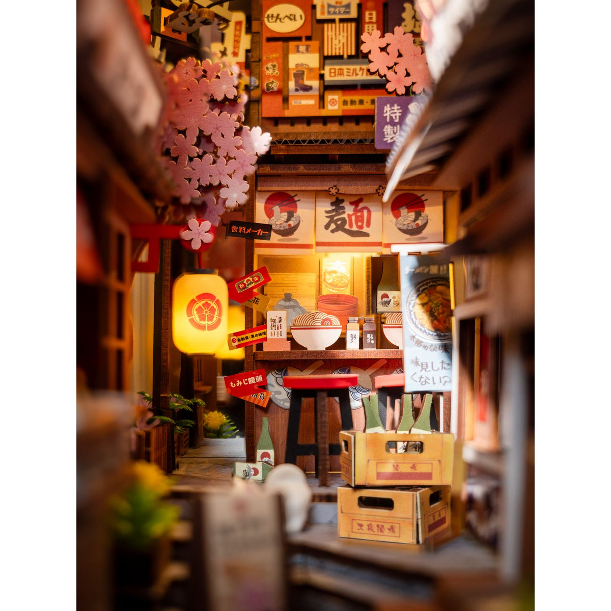 Weinbar mit Barhockern im Book Nook Sakura Wine Alley von Rolife