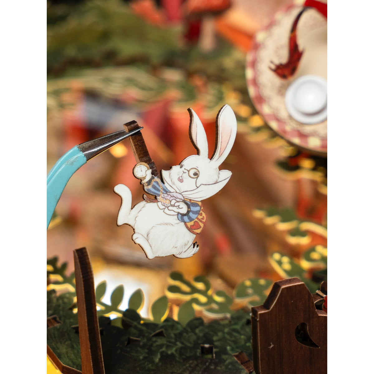 Rolife Fall into Wonder Holzplatten mit vorgeschnittenen Teilen und Stickerbögen