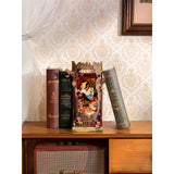 Geschenk für Alice im Wunderland Fans: Rolife Book Nook Fall into Wonder