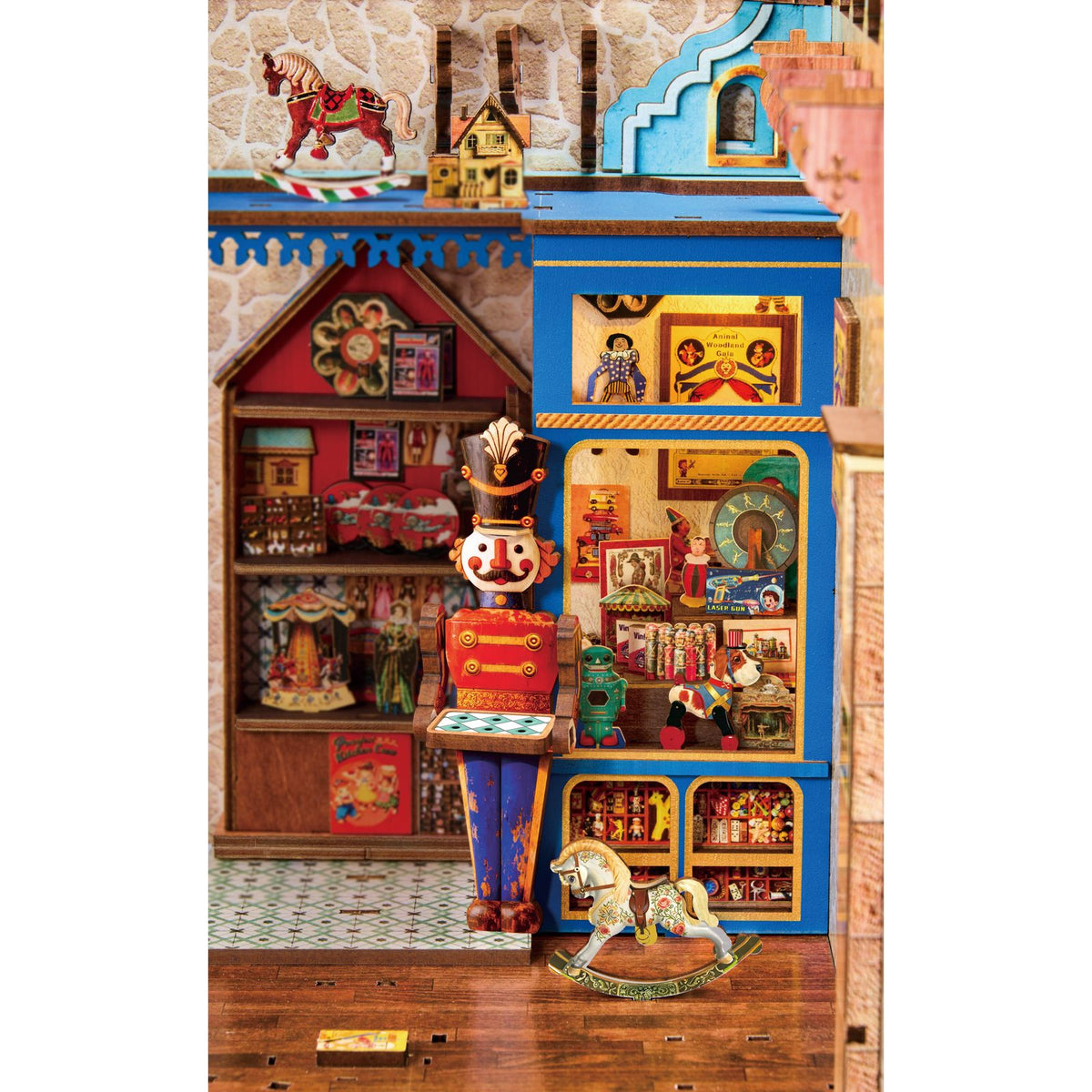 Holz Book Nook Modell Treasure Toy Shop zwischen Büchern im Regal