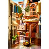 Gran Teatro La Fenice mit Fenstern im maurischen Stil als Holzmodell