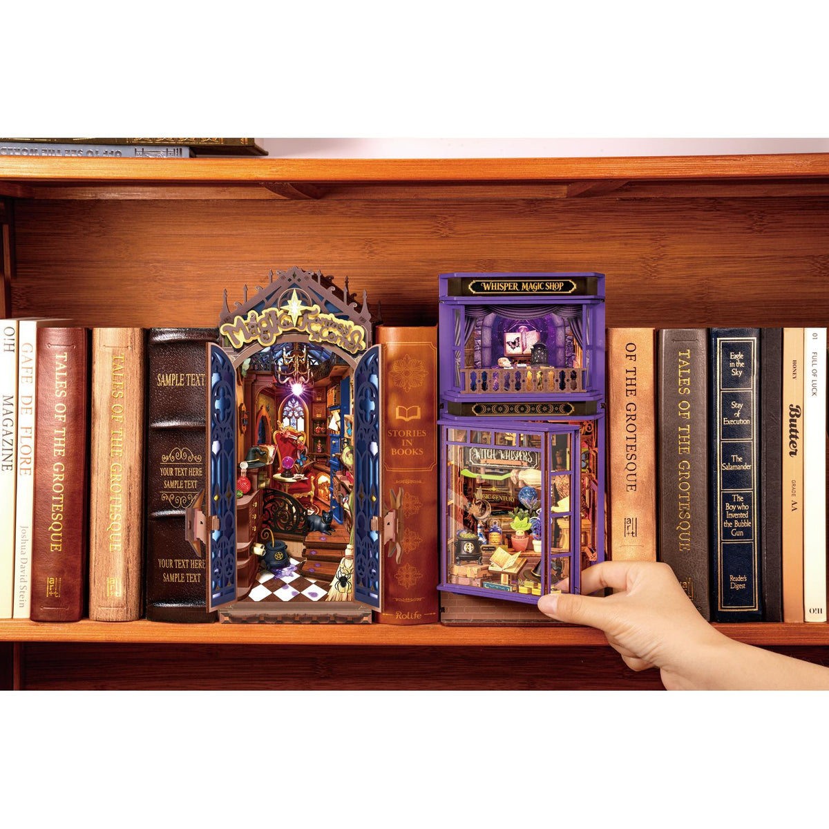 Book Nook Bausatz mit Beleuchtung: Whisper Magic Shop mit leuchtendem Schaufenster
