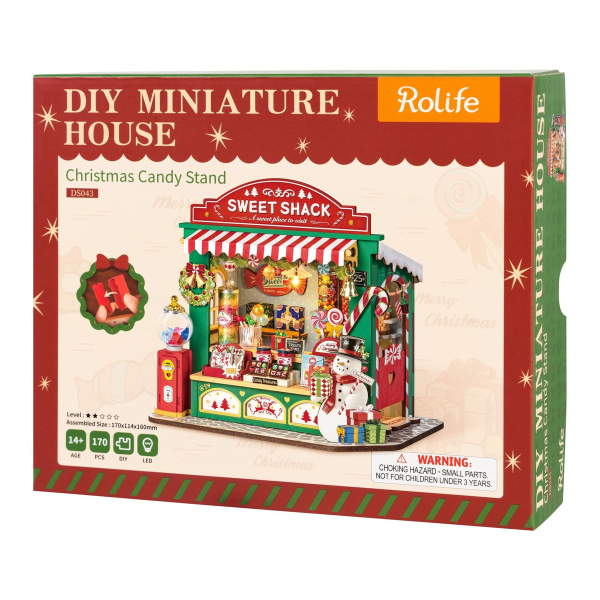 Adventskranz an der Fassade des Rolife Miniaturhauses mit LED-Beleuchtung
