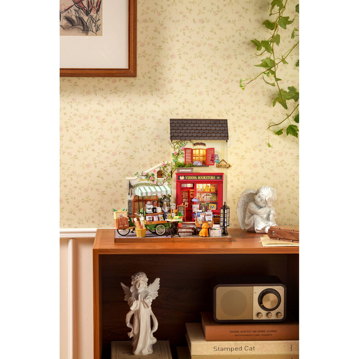 DIY Miniaturhaus für Erwachsene: Rolife Kaffeewagen DG182 Nahaufnahme