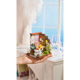Rolife Fancy Tea Yard – Teewagen mit Gebäck und Praline im Miniaturhaus