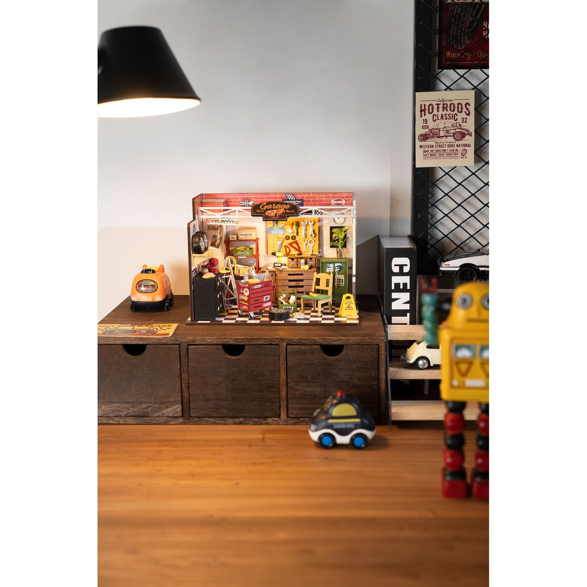 Rolife Garage Workshop als Geschenkidee für Autofans und Modellbau-Fans
