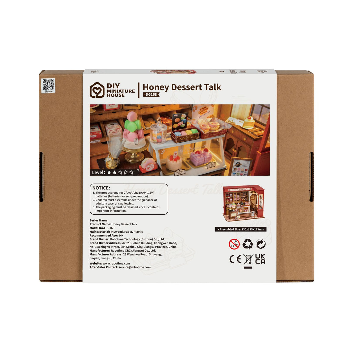 Antiker rotbrauner Schrank im Miniaturhaus Honey Dessert Talk von Rolife