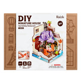 Rolife Sea Holiday Restaurant DS039 Größenvergleich, 9,9 × 9,5 × 13,1 cm