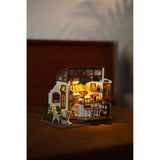 Rolife Slow Life Café Holzbausatz DG162-B in der Geschenkbox