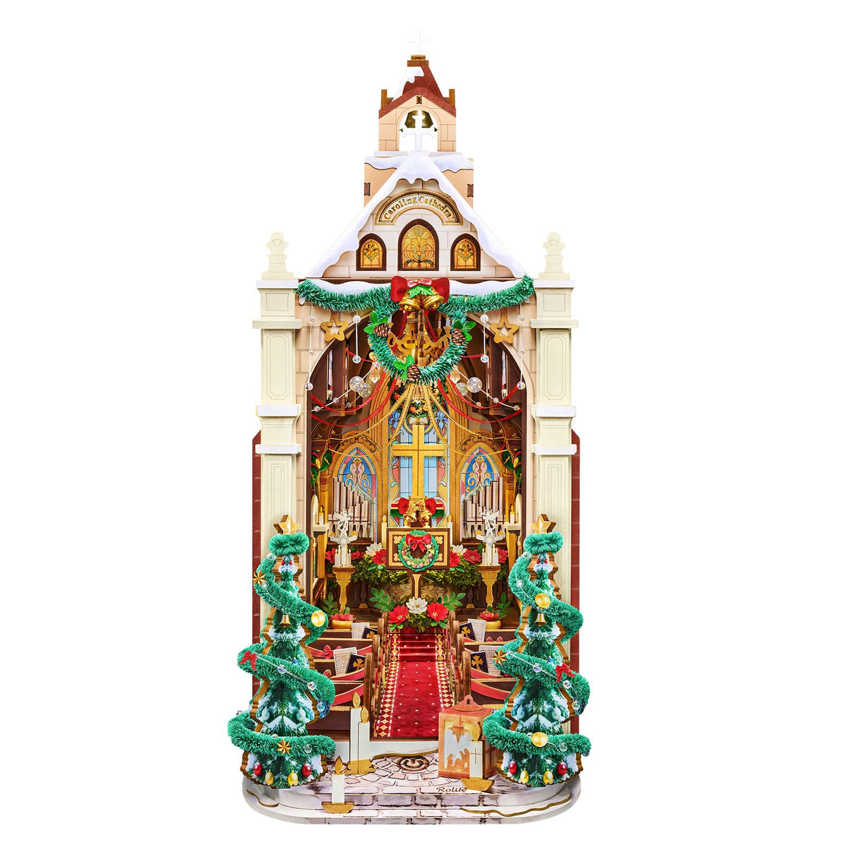 Weihnachtskathedrale Bausatz mit rotem Teppich, Orgel und zwei Weihnachtsbäumen von Rolife