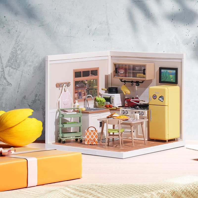 Schalen für Kühlschrank, Ofen und Mikrowelle der Rolife Miniaturküche