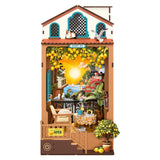 Rolife Sunset Isle Book Nook Bausatz TGB18 fertig aufgebaut im Regal