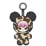Suri Love Deer in Weiß mit rosa Haaren, Cape und herzförmigen Ohren