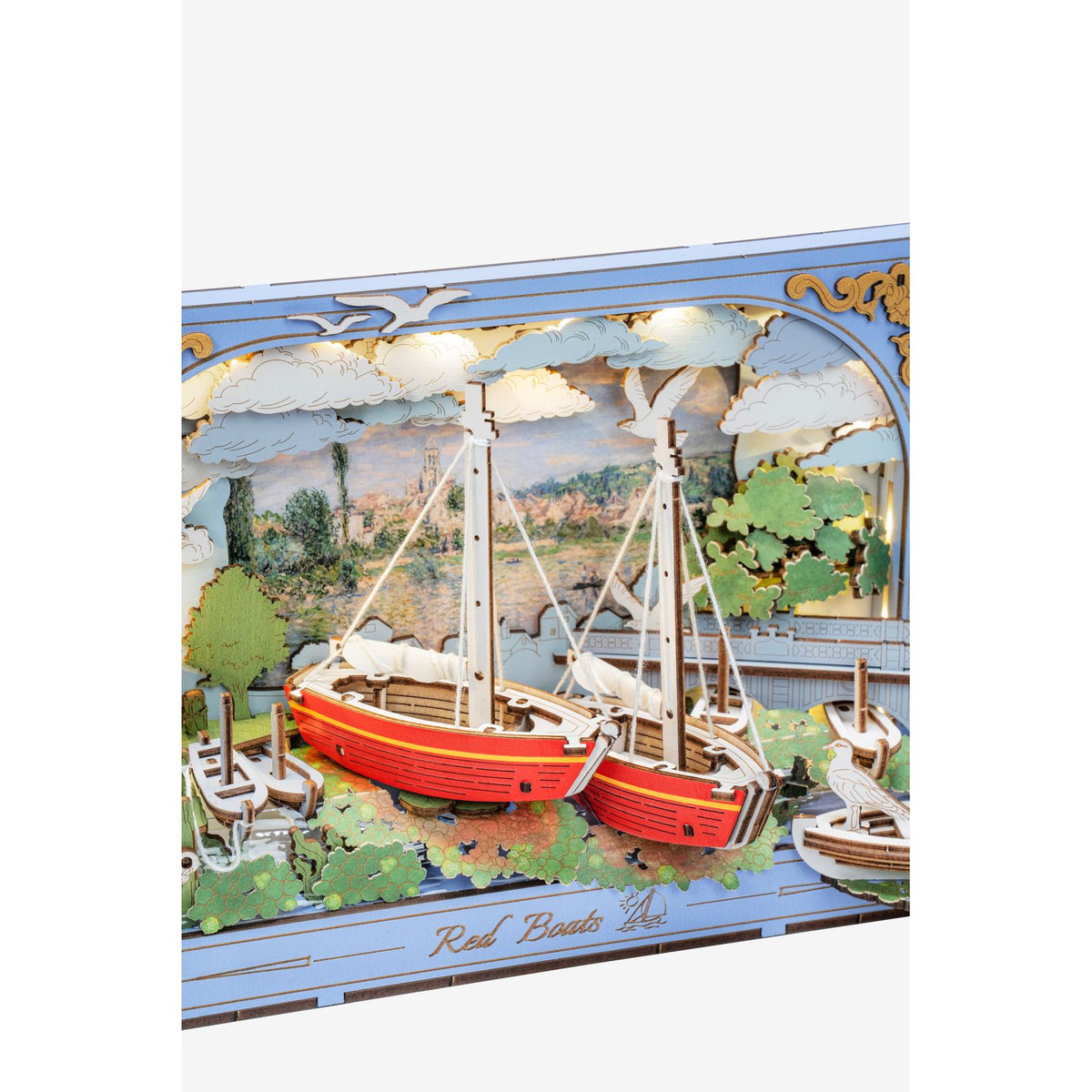 Holzbausatz ohne Kleber: Teile des Red Boats Bausatzes mit Snap-Fit-System